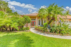 1063 Sw Blue Water Way, Stuart