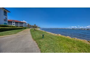 110 Half Moon Circle E1, Hypoluxo, FL 33462 Sold 05/23/25
