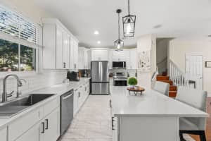 521 Bayfront Drive, Boynton Beach, FL 33435 Sold 05/09/25