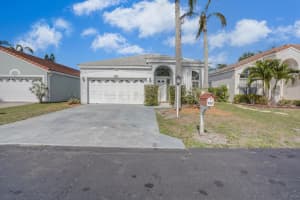 127 Oakwood Way, Greenacres, FL 33463 Sold 05/13/25