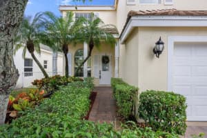 111 Berenger Walk, Royal Palm Beach, FL 33414 - MLS#R11081352