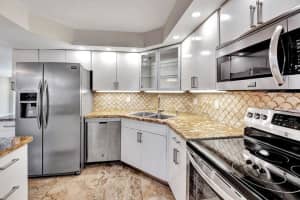 1 Harbourside Drive 4102, Delray Beach, FL 33483 - MLS#R11081363