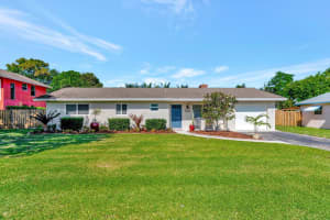 702 Pinegrove Avenue, Jupiter, FL 33458 Sold 06/17/25