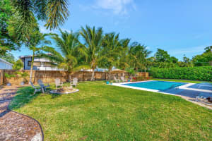 702 Pinegrove Avenue, Jupiter, FL 33458 Sold 06/17/25
