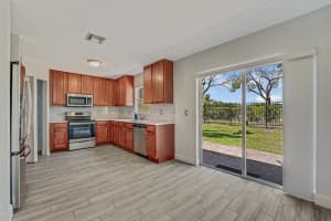 813 Imperial Lake Road, West Palm Beach, FL 33413 Sold 06/26/25