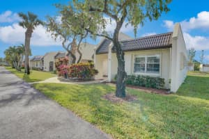 122 Lake Rebecca Drive, West Palm Beach