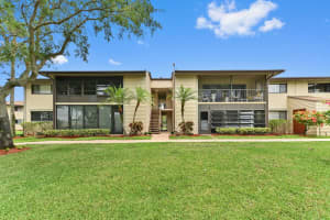 15492 Lakes Of Delray Boulevard 203, Delray Beach
