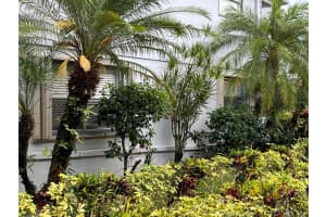 263 Tuscany E, Delray Beach, FL 33446 Sold 05/27/25