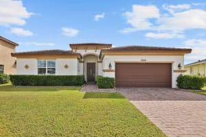7222 Nw Farnsworth Circle, Port Saint Lucie