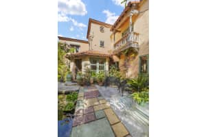 211 30th Street, West Palm Beach, FL 33407 Sold 11/12/25