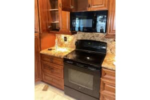 5124 Pelican Cove Drive, Boynton Beach, FL 33437 Sold 07/30/25