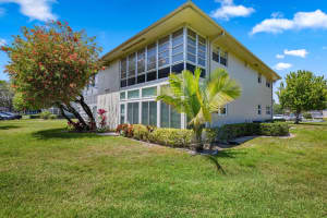 22 Lake Vista Trail 207, Port Saint Lucie, FL 34952 Sold 09/26/25