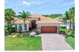 518 Carrara Court, Jupiter