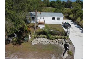 1494 NW 47th Terrace, Okeechobee, FL 34972 - MLS#R11081845