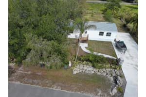1494 NW 47th Terrace, Okeechobee, FL 34972 - MLS#R11081845