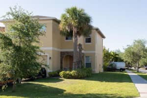 1300 Fiorenza Court, Port Saint Lucie, FL 34986 - MLS#R11081878