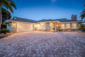 4020 SE Whiticar Way, Stuart, FL 34997 - MLS#R11081882