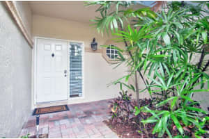 6744 Via Regina, Boca Raton, FL 33433 - MLS#R11081892