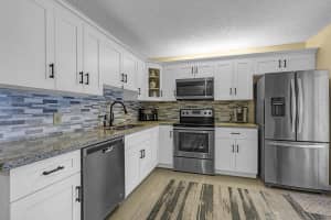 113 1st Way, West Palm Beach, FL 33407 Sold 12/01/25