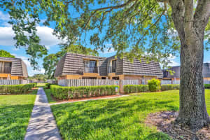 113 1st Way, West Palm Beach, FL 33407 Sold 12/01/25