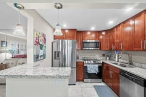 201 Normandy E, Delray Beach, FL 33484 - MLS#R11081937