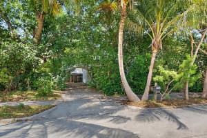 809 37th Street, West Palm Beach, FL 33407 - MLS#R11081943
