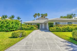 124 Park Lane E, Hypoluxo, FL 33462 Sold 10/20/25
