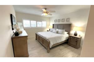 698 NE Spanish River Boulevard 32, Boca Raton, FL 33431 - MLS#R11082040