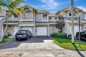 2190 Discovery Circle W, Deerfield Beach, FL 33442 Sold 07/21/25