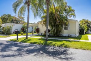 6519 NW 32nd Avenue, Coconut Creek, FL 33073 - MLS#R11082112