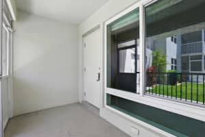 1439 S Ocean Boulevard 102, Lauderdale By The Sea, FL 33062 Sold 08/15/25