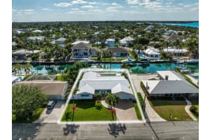 932 Marlin Cir, Jupiter, FL 33458, Sold 04/15/25