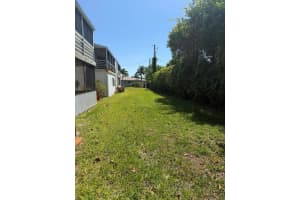 306 S Circle Drive 101, Boynton Beach, FL 33435 Sold 07/02/25