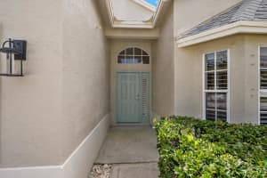 1069 Aviary Road, Wellington, FL 33414 Sold 05/16/25