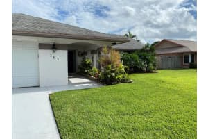 191 Parkwood Drive, Royal Palm Beach, FL 33411 - MLS#R11082391