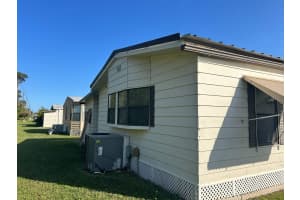 5 La Puerta Del Norte, Fort Pierce, FL 34951 Sold 06/25/25