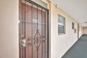 2800 NW 47th Terrace 203b, Lauderdale Lakes, FL 33313 - MLS#R11082429