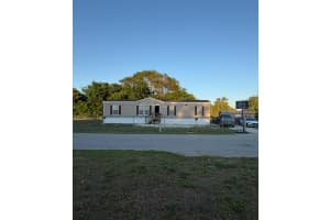 1040 Green St, Moore Haven, FL 33471, Sold 07/03/25