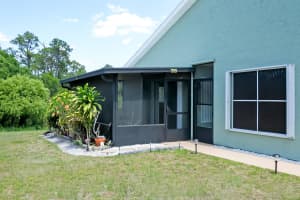 1429 SE Larkwood Circle, Port Saint Lucie, FL 34952 Sold 05/30/25