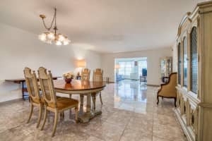 4281 NW 41st Street 320, Lauderdale Lakes, FL 33319 - MLS#R11082485