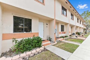 9090 NW 40th Street 3, Coral Springs, FL 33065 Sold 08/20/25