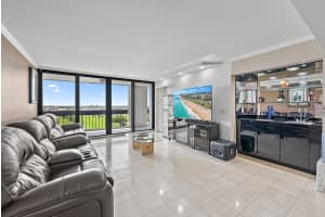 2400 Presidential Way 1204, West Palm Beach, FL 33401 Sold 01/15/26