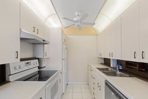 2023 Guildford B B, Boca Raton, FL 33434 - MLS#R11082596