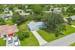 1549 SE Minorca Avenue, Port Saint Lucie, FL 34952 - MLS#R11082619