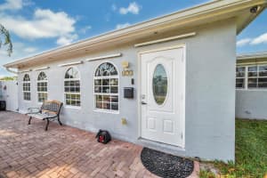 471 NW 39th Street, Deerfield Beach, FL 33064 Sold 06/02/25