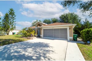671 SW Stillman Avenue, Port Saint Lucie, FL 34953 Sold 06/27/25
