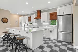 510 Saunders Street, Sebastian, FL 32958 Sold 05/22/25