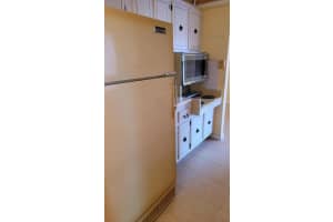 22 Golfs Edge A, West Palm Beach, FL 33417 - MLS#R11082728