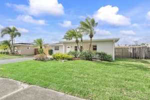 6711 Franklin Street, Hollywood, FL 33024 - MLS#R11082780
