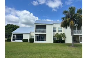 4220 Gator Trace Avenue 5e, Fort Pierce, FL 34982 Sold 12/02/25
